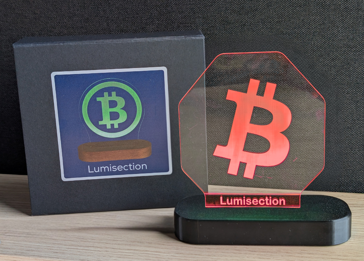 Akis Lumisection standard BTC red